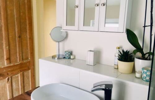 Spacious Victorian townhouse with Cathedral views - Foto 19