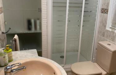 Lovely 2 bedrooms apartment main square Plasencia - Foto 4