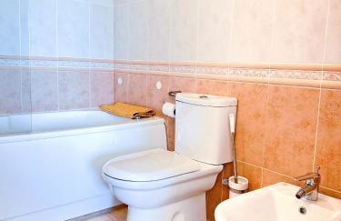 Balaia Poolside House with Sea View by BeCherish - Foto 40