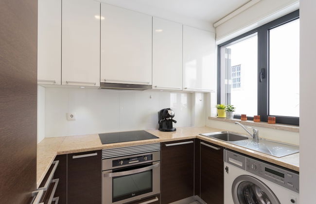 Rossio Penthouse Three-Bedroom Apartment w/ River View and Parking - by LU Holidays - Photo 23