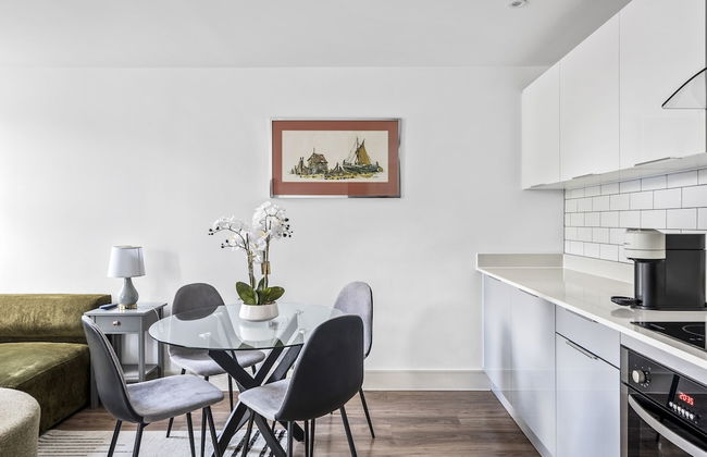 Luxurious 2 Bedroom Apartment With Free Parking - Foto 7