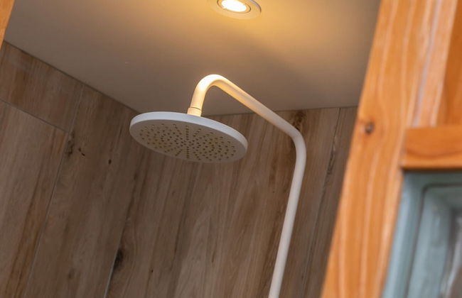 Charming Beach Villa With Thatched Roof - Photo 26