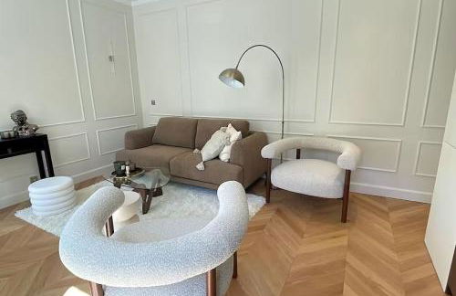 4P 1BR - Fully Renovated with AC - Champs-Elysées - Foto 13