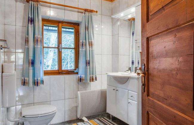 Chalet in Mortschach Near Ski Slopes - Photo 23