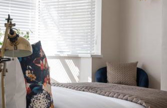 Large Luxury Solihull 5 Bedroom House - The Residence - Close to NEC - Sleeps 9 - Photo 18