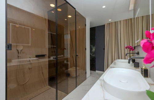 Luxury Lake-View Villa Karmen with Heated Pool, Private Spa & Sunset Terrace - Foto 33