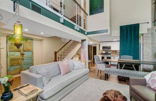 The Village Inn by Dakota Gal Digs - Foto 43