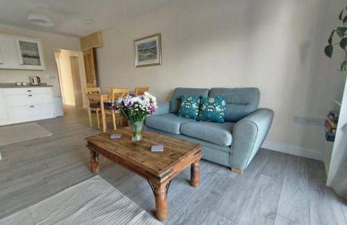 Spacious and sunny accommodation with Underfloor heating throughout - Photo 8