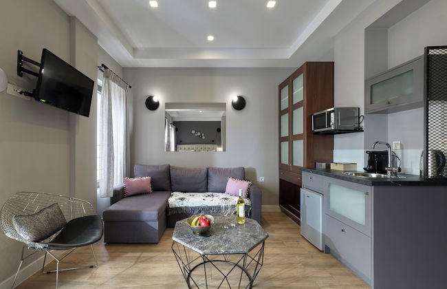 Nival Luxury Suites - Photo 21