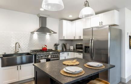 Twin Oaks Retreat by AvantStay Mins to Freeland - Photo 12