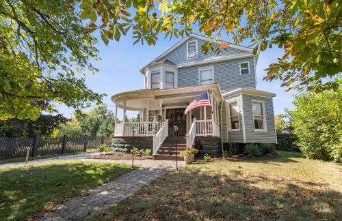 Meerkat Manor- 5 Min Drive to CLE Clinic - Foto 1