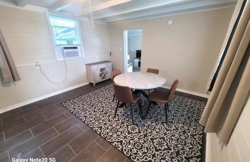 Lazy Oaks Resort Cottages - Foto 16