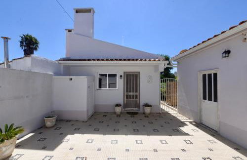 Laranjeira - House with private garden and pool - Foto 13