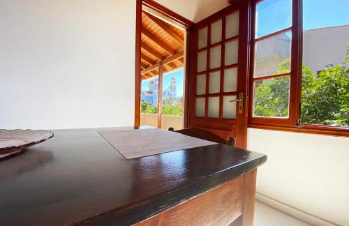 Dusk Apartments with Stunning Mountain View - Foto 7