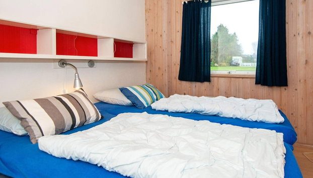 8 Person Holiday Home in Knebel - Foto 5, Habitación