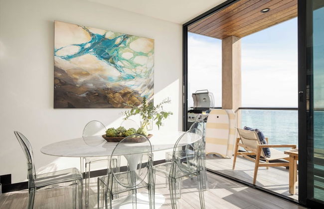 Matador by Avantstay Ocean Front Malibu Pad w/ Rooftop Patio - Photo 14