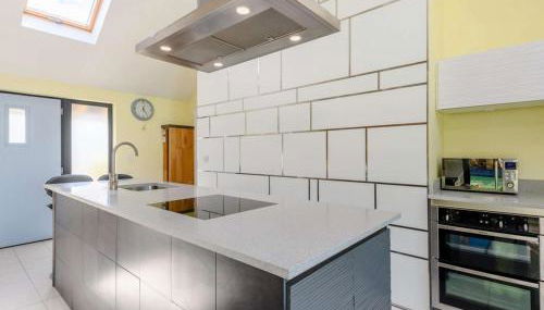 Romantic cottage for 2 with hot tub - Foto 4