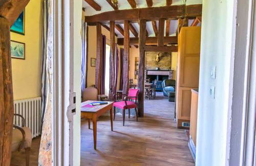 La Breteche-Le château et les dépendances - Photo 27