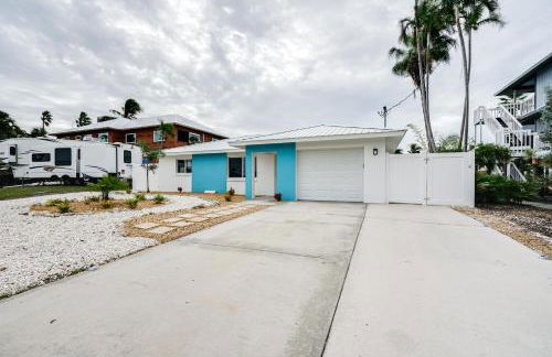 Updated St James City Home on Canal with Pool and Dock - Foto 32