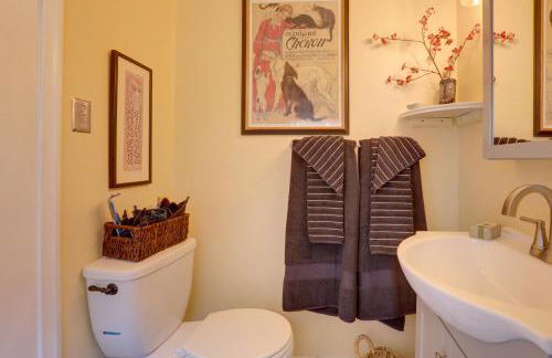 Hot Tub and Grill Pet-Friendly Apt, Walk to Midtown - Foto 16