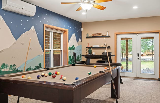 Mews Mountain House by Avantstay Walk to Beach Hot Tub Game Room - Foto 20