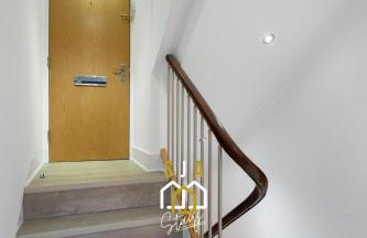 Crown Apartment - SJA Stays - Modern 2 Bed Apartment - Foto 24