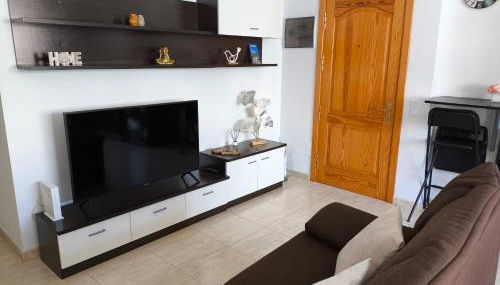 AR Home - Apartamento de 3 dormitorios con ascensor en Las Huesas, Telde - Foto 2