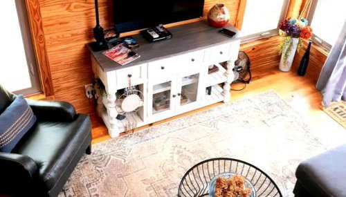 Gorgeous Tiny House with Indoor and Outdoor Lounging Space in Alabama - Foto 3