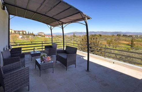 Awesome Home In Marciano Della Chiana - Photo 24