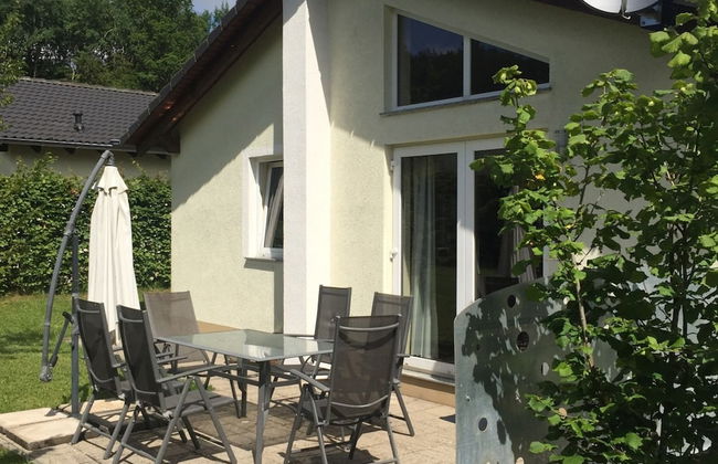 Bungalow in Eifel Near Mountain Trails - Foto 8