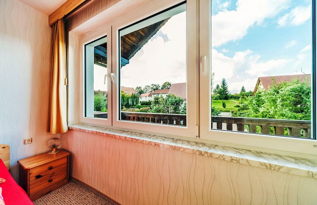 Cozy Retreat Near Rennsteig - Photo 5