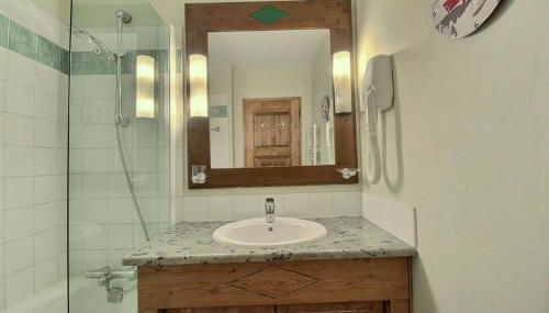 ARC 1950 - Appartement cosy et chaleureux - Sauna, Hammam, Jacuzzi, Piscine - Foto 4, Shower