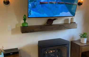 River Run Cottage Modern 2BR Waterfront Retreat in Linville Land Harbor - Foto 23