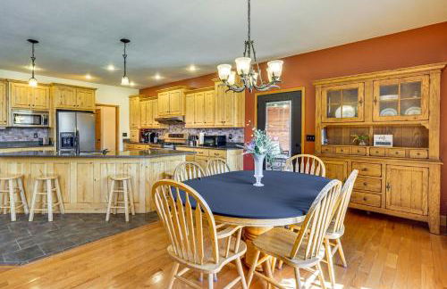 Game Room, Deck and Yard Lake of the Ozarks Retreat - Foto 7