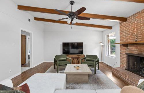 4-Bedroom Cowboy Retreat Steps from Zilker Park - Foto 16