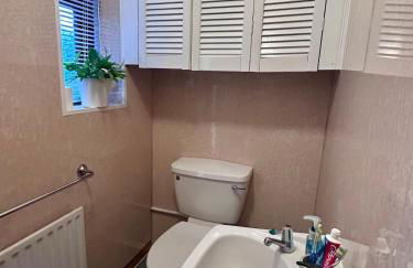 Your Lake side Retreat Sleeps 10-12 Nr Park & Sea - Photo 12