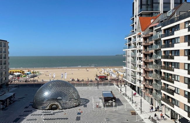 Renovated Apartment With sea View and Parking - Foto 2