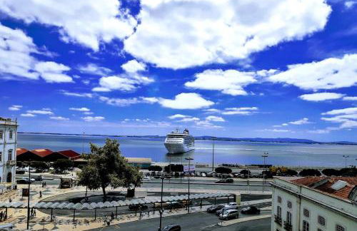 Very Sunny apartment with large balcony 3rd floor - Foto 1