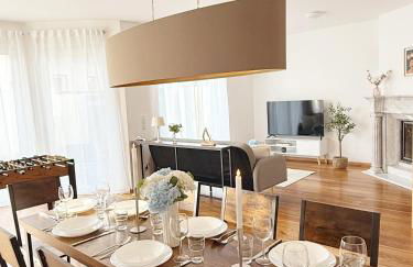 Luxuriöse Ferienvilla mit Garten, Gaming Zone & Netflix - Foto 1