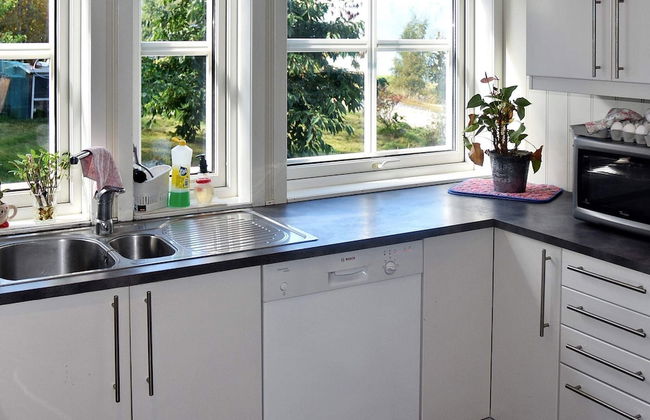 6 Person Holiday Home in Sandane-by Traum - Foto 5