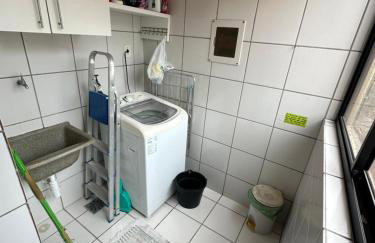 Apês Completos na Litorânea l Cozinha e Conforto l Ferreira Hospedagens - Foto 14