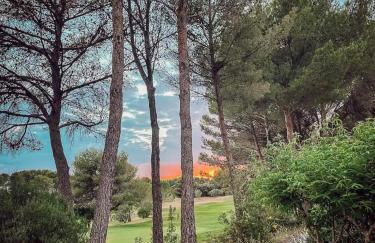 LA PERLE DE PROVENCE-Magnifique Vue CLIM LINGE Golf Saumane 6P Piscine Tennis - Foto 20