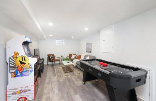 Family Friendly 4 BR Home Close To Downtown CLE! - Foto 43