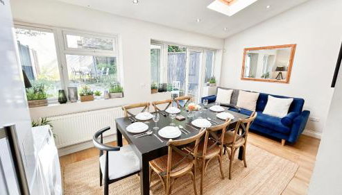 Lovely 4-Bedroom Kilburn Flat with Garden and Parking near Hampstead Heath, Abbey Road by Staylio London - Foto 3, Garden, Other