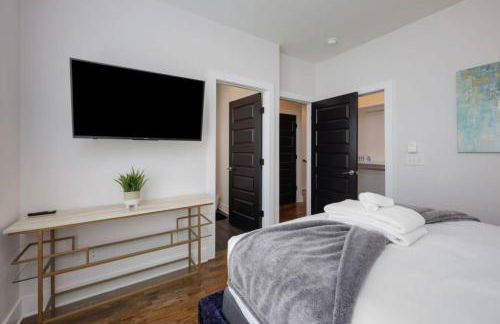 Blue Horizon - Hot Tub - Dual Rooftop Balconies - Foto 39