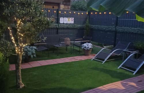 TROPICAL HOME PORTO CERESIO - Photo 16