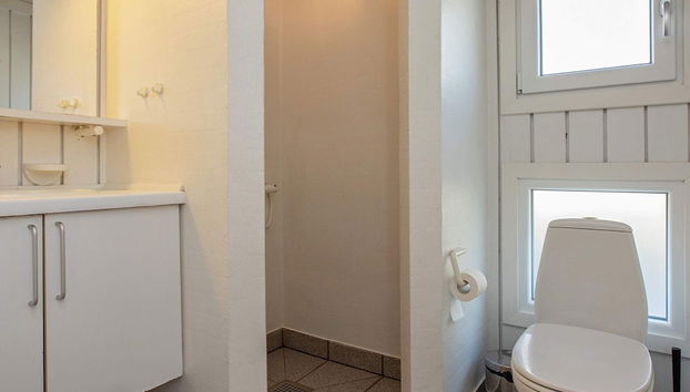 12 Person Holiday Home in Saltum - Foto 2, Baño