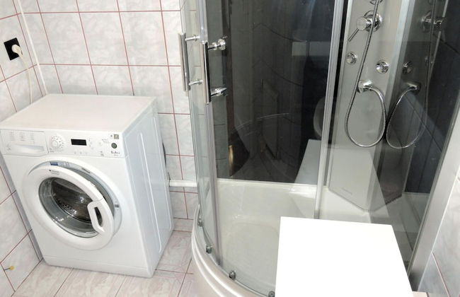 Large Holiday Apartment With a Garden in Stepnica - Photo 14