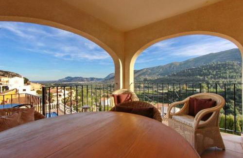 Lovely villa with wonderful views - Foto 4