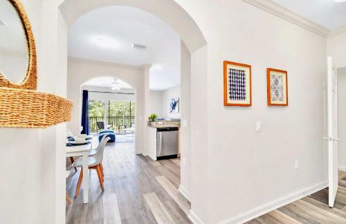 2BR Condo - Pool and Hot Tub - Near Disney - Foto 17